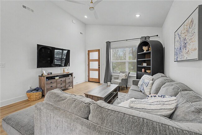 Foto del edificio - 20 Kentallen Ln