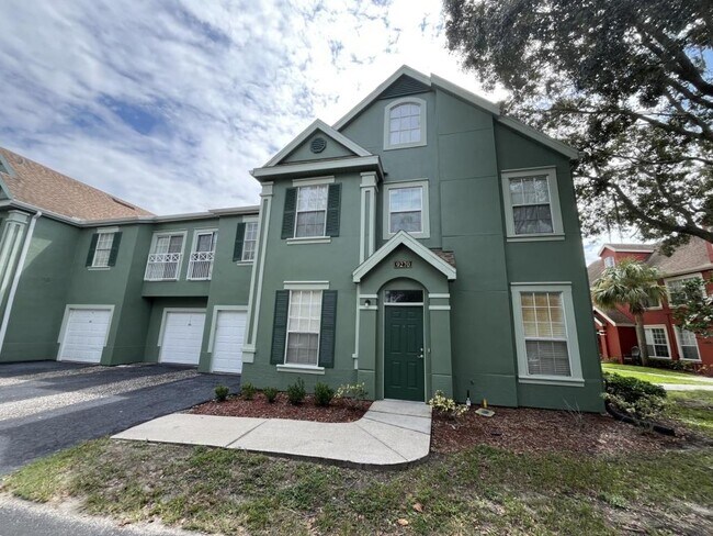 Foto del edificio - 9270 Lake Chase Island Way