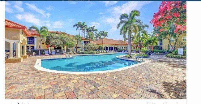 Building Photo - 8960 Colonnades Ct E