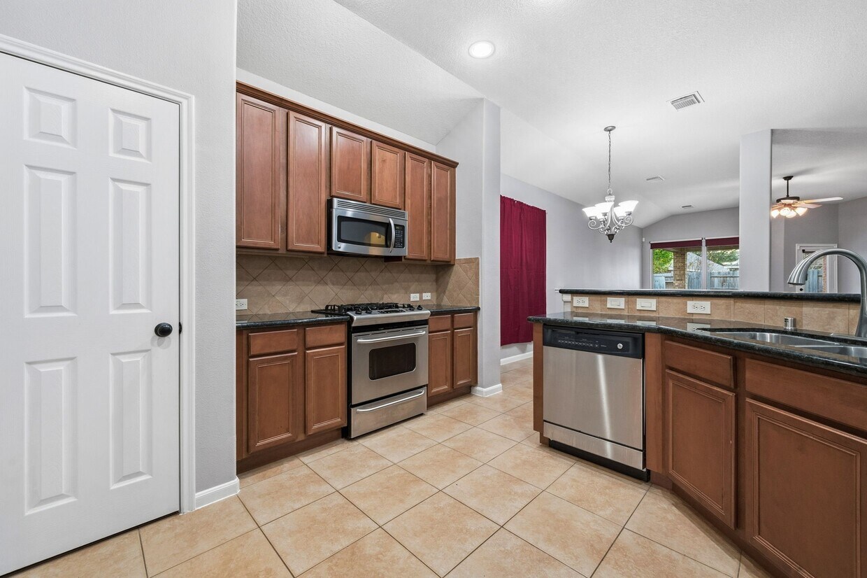 Primary Photo - 26907 Squires Park Dr