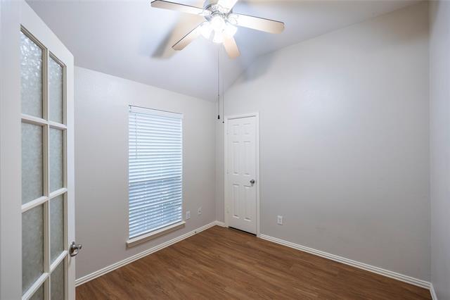 Building Photo - 11569 La Grange Dr