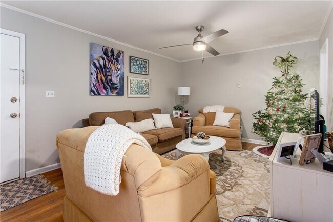 Foto del edificio - 1138 Arlington Pkwy NE