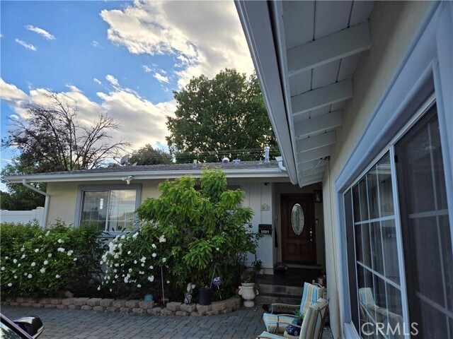 Foto del edificio - 6601 Woodlake Ave