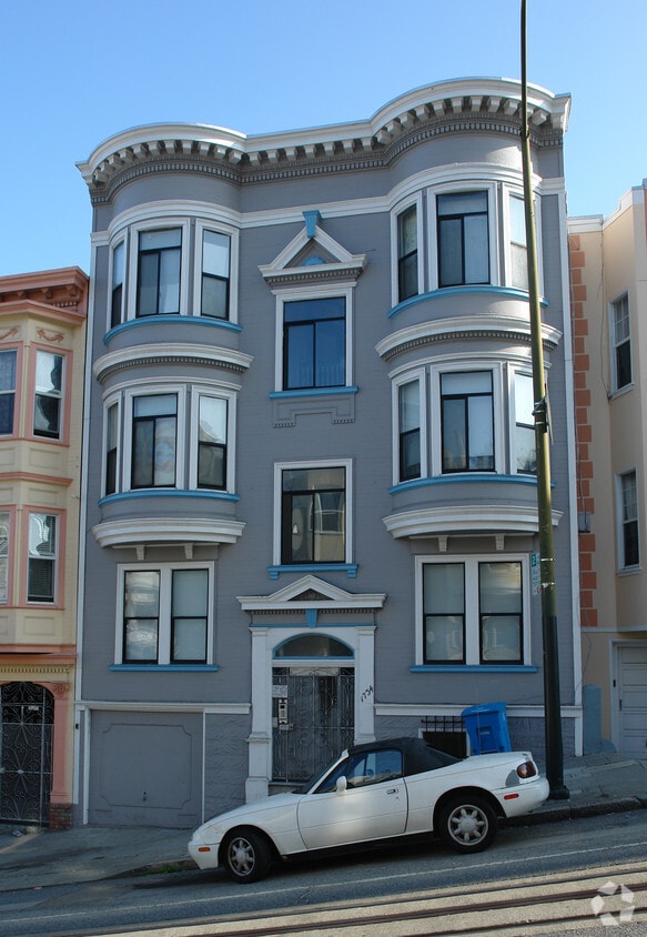 Building Photo - 1734-1740 Mason St