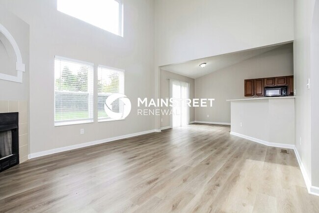 Foto del edificio - 3 Bedroom Pet-Friendly Home in Morrow, OH with Main Street Renewal