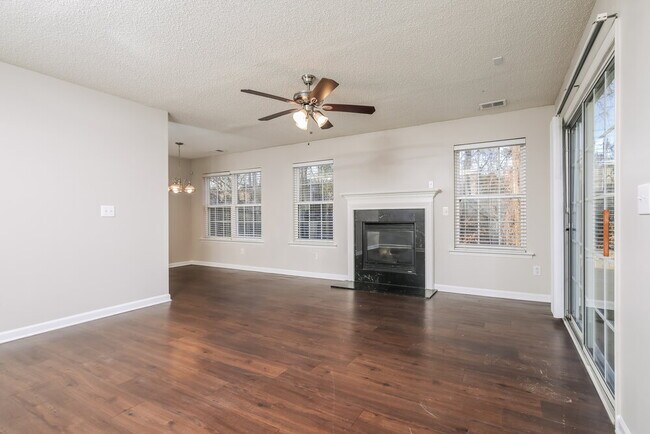 Foto del edificio - 3216 Marcony Way