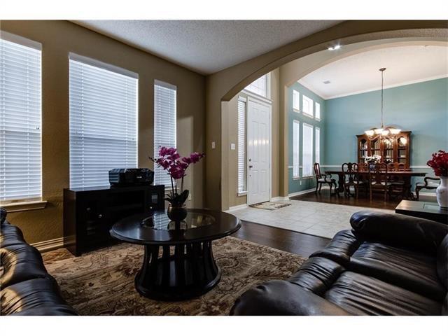 Foto del edificio - 7804 Quiet Meadow Ln