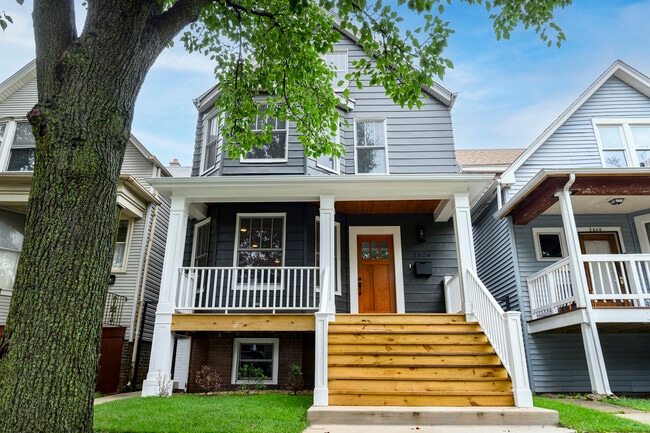 Building Photo - 2524 N Lawndale Ave