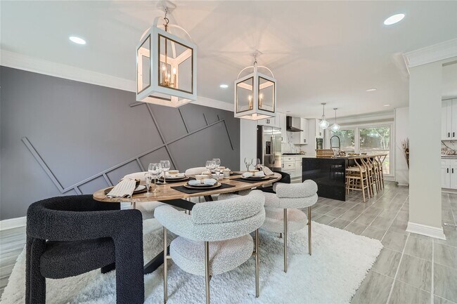 Building Photo - High-End Fully Furnished Luxury Gated French Chateau behind Dunwoody Country Club