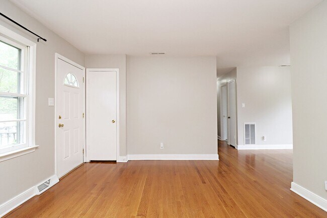 Foto del edificio - Pet-Friendly Locust Grove Home Near Public...