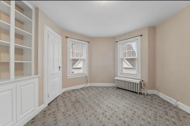 Foto del edificio - 109 S Washington St