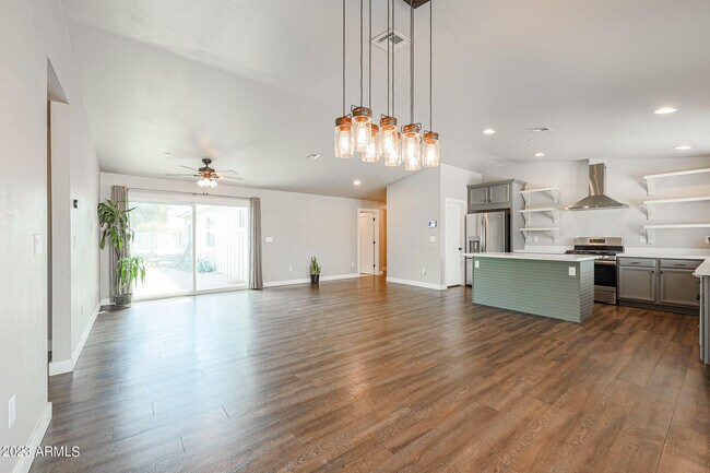 Foto del edificio - 2633 N 70th St