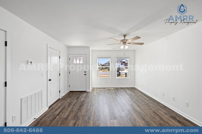 Building Photo - Charming 3-Bedroom House – Your Dream Home...