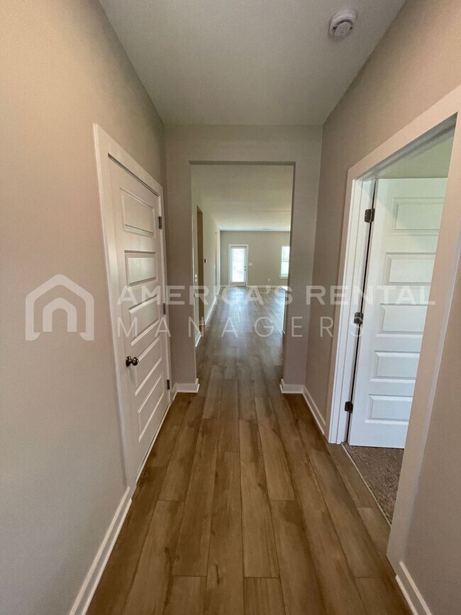 Foto del edificio - New Construction Home for Rent in Tuscaloo...