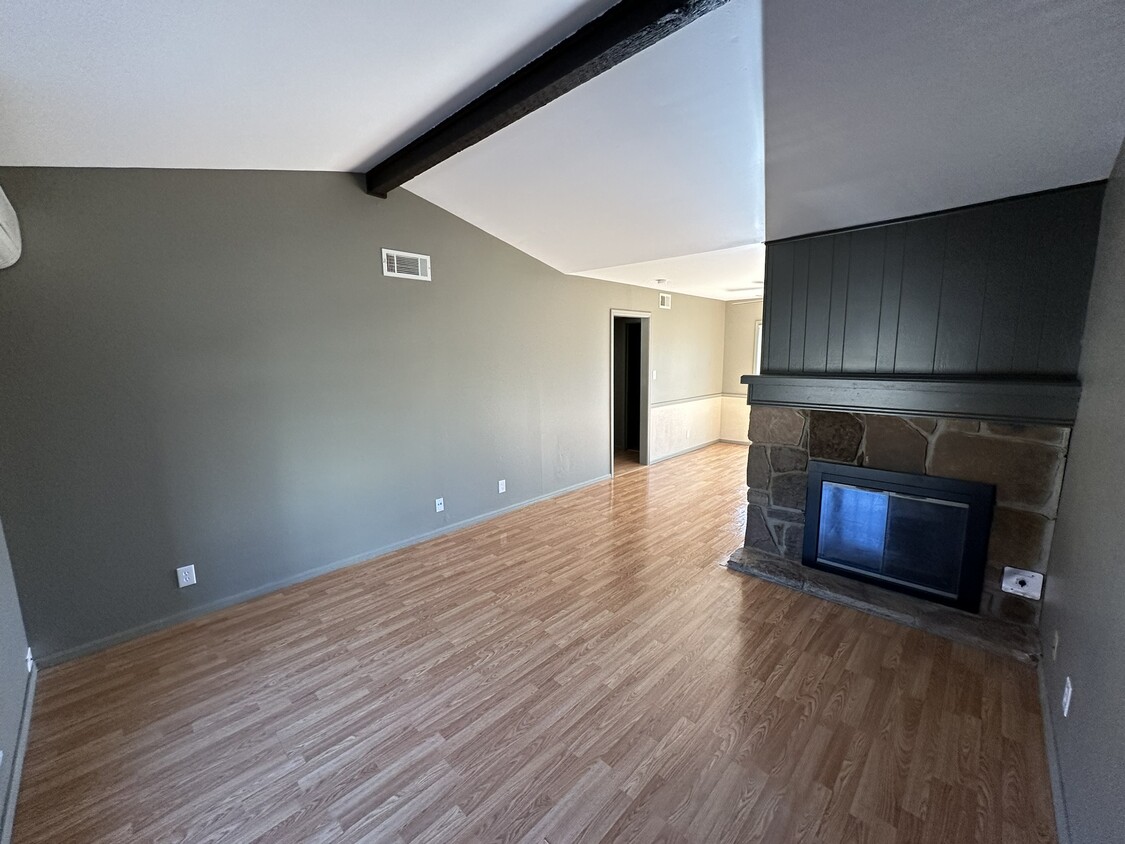 Living Room with Vaulted Ceiling - 4344 E 67th St