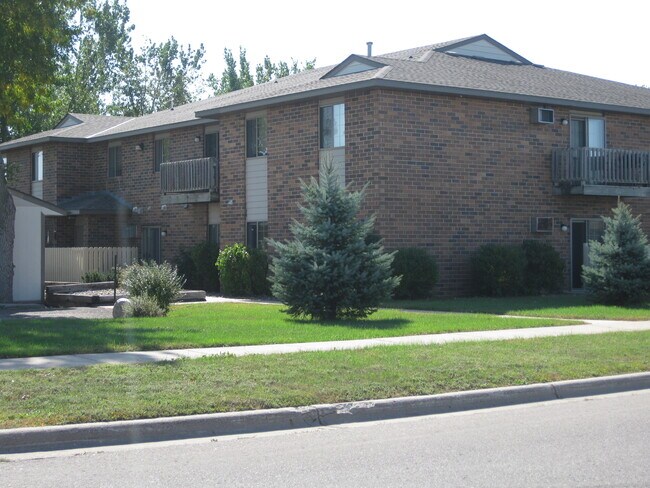 Building Photo - 1008 N 4th St