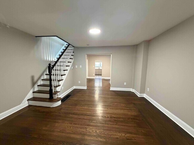 Photo - 5641 N Warnock St House