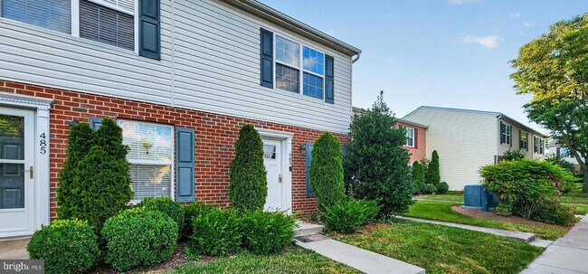 Foto del edificio - 483 Arwell Ct