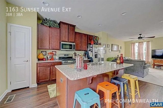 Building Photo - 1163 Sunset Ave Ext