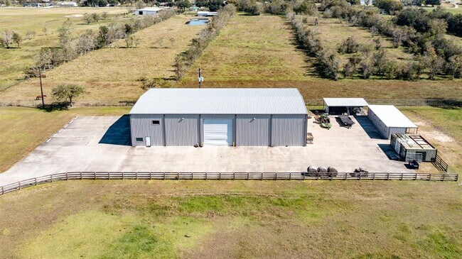 Building Photo - 6400 US-90