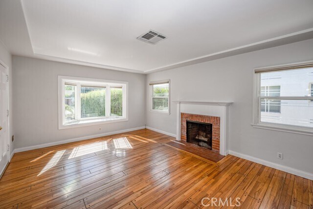 Foto del edificio - 5930 Carpenter Ave