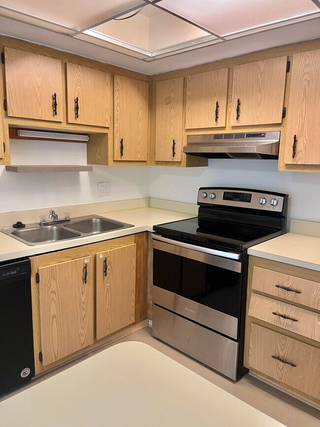 Foto del edificio - 4243 Oak Terrace Dr