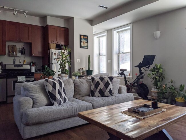 Foto del edificio - 2 bedroom in Chicago IL 60642
