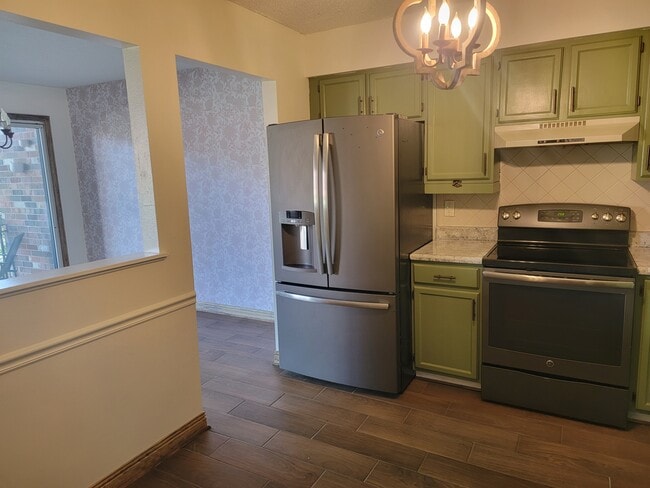 Foto del edificio - 4701 Woodland Ave