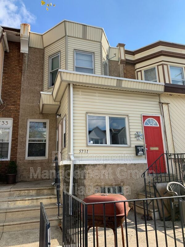 Building Photo - 5731 N 12th St