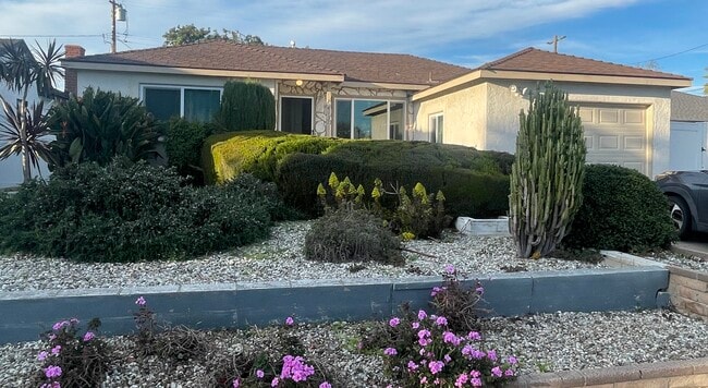 Building Photo - 4137 W 173rd St