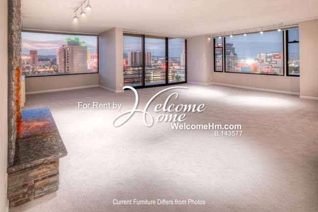 Building Photo - Furnished Park Tower Condo with views of t...