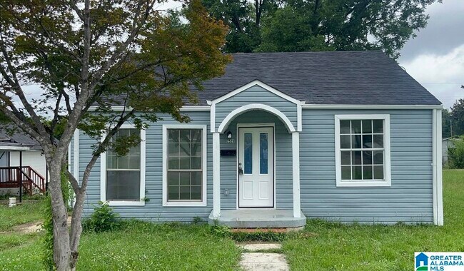 Foto del edificio - 2526 Lee Ave SW