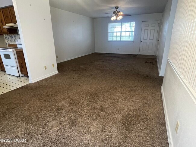 Foto del edificio - 4025 Belle-Locke Pl