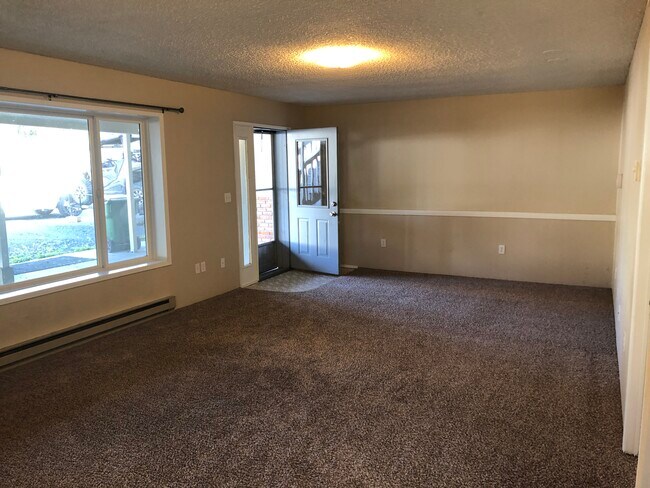 Foto del edificio - 1804 N Oak St