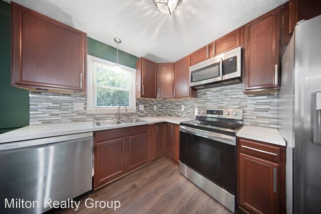 Building Photo - 3 br, 2.5 bath House - 194 Paddlewheel Rd