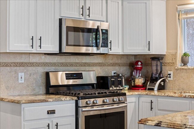 Foto del edificio - DON'S MISS THIS GEM!