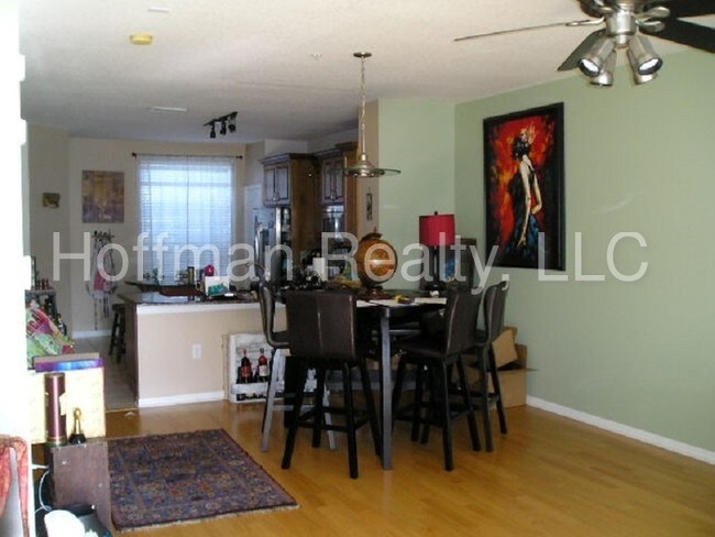 Foto del edificio - 3148 Bayshore Oaks Dr