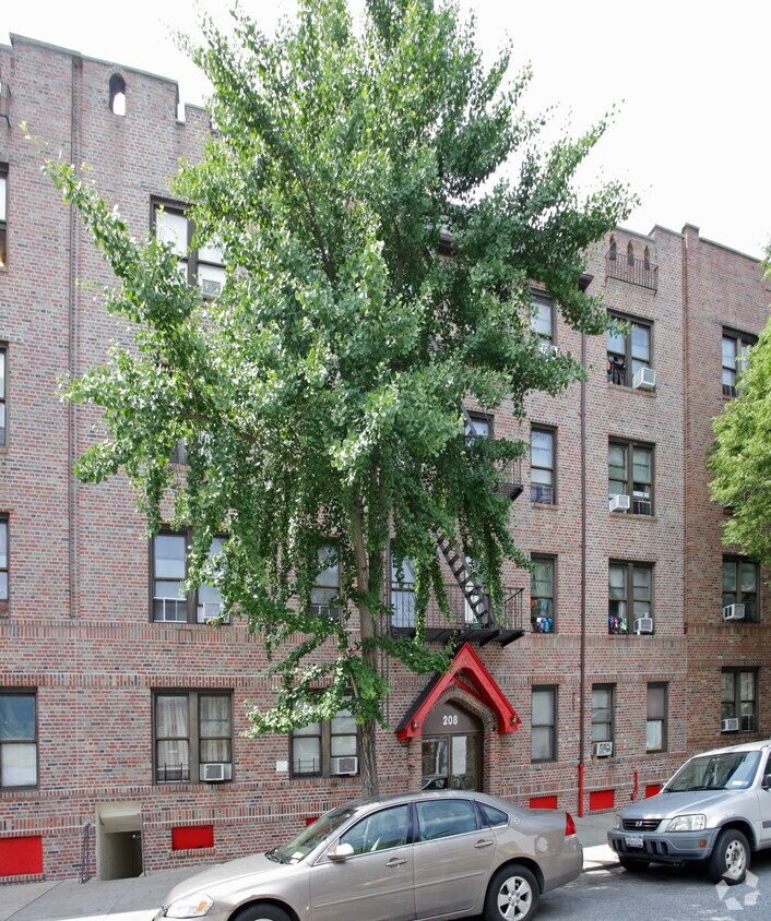 Building Photo - 208 Gelston Ave