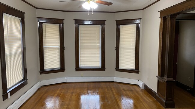 Living Room - 130 Waldo St Apartments
