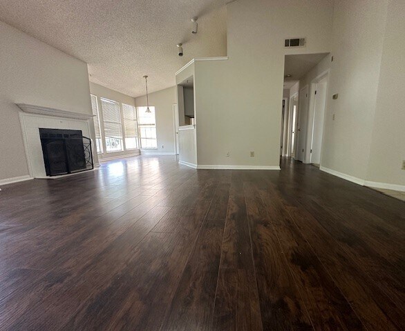 Foto del edificio - 670 Sandy Neck Ln