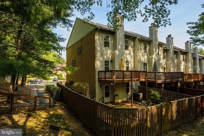 Building Photo - 6029 Crocus Ct