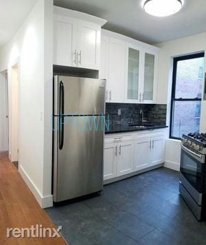 Building Photo - 508 W 151st St