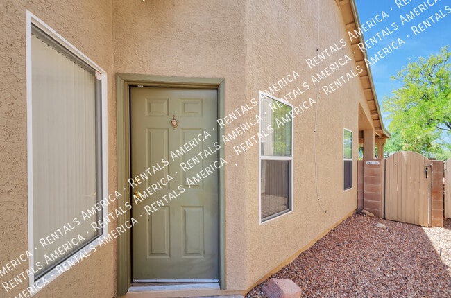 Building Photo - 7620 S Trumpet Vine Ave