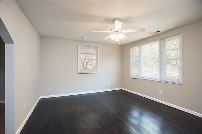 Foto del edificio - 3566 Bolfair Dr NW