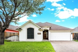 Building Photo - 303 Cinnamon Teal Loop