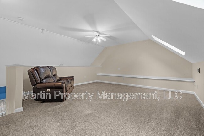 Foto del edificio - 179 Littleton Rd