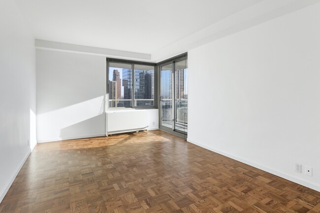 Building Photo - One Bedroom with Views