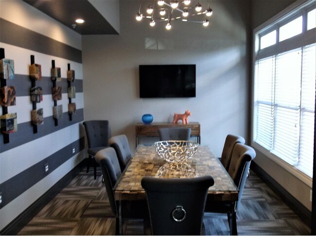 Foto del edificio - 320 Aster Lane