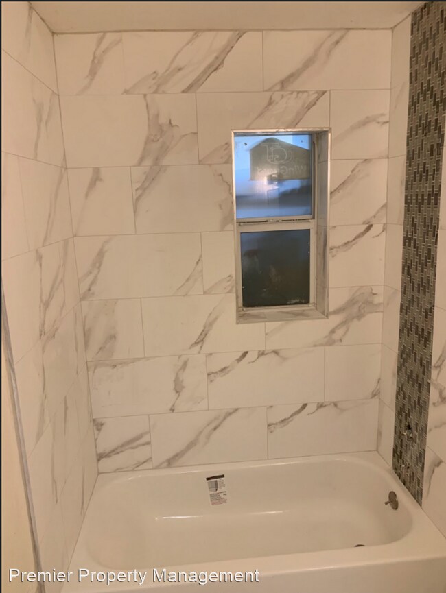 Foto del edificio - 2 br, 1 bath House - 1027 San Remo Avenue