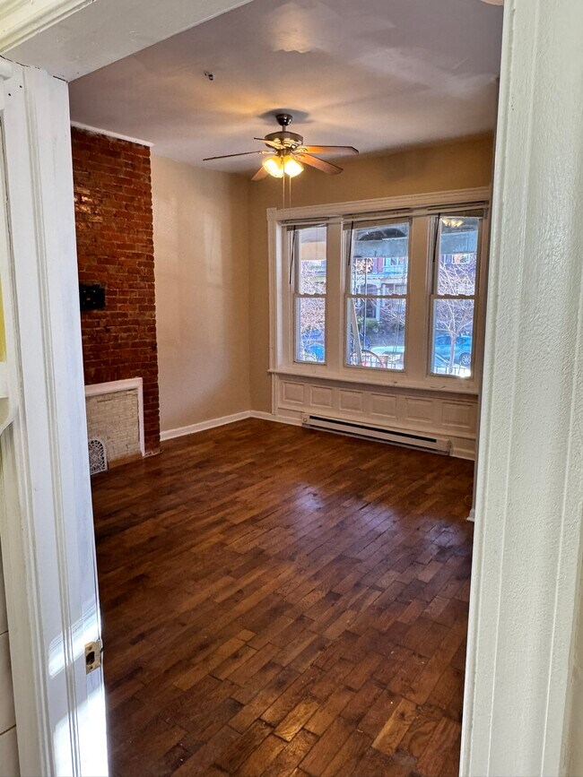 Foto del edificio - 4923 Cedar Ave